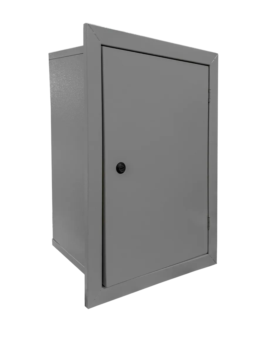Quadro de comando de embutir instalado na parede